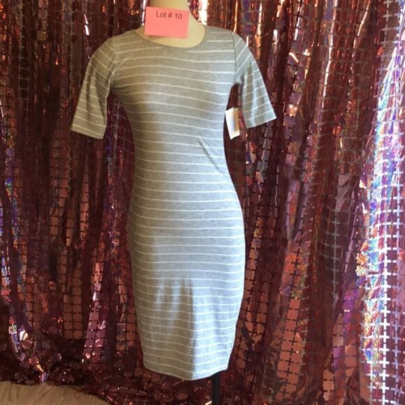 NWT LULAROE JULIA dress in XXS in gray & white stripe - Picture 1 of 11